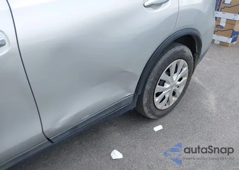 2015 Nissan Rogue S из США, поврежденный, VIN 5N1AT2ML1FC805861